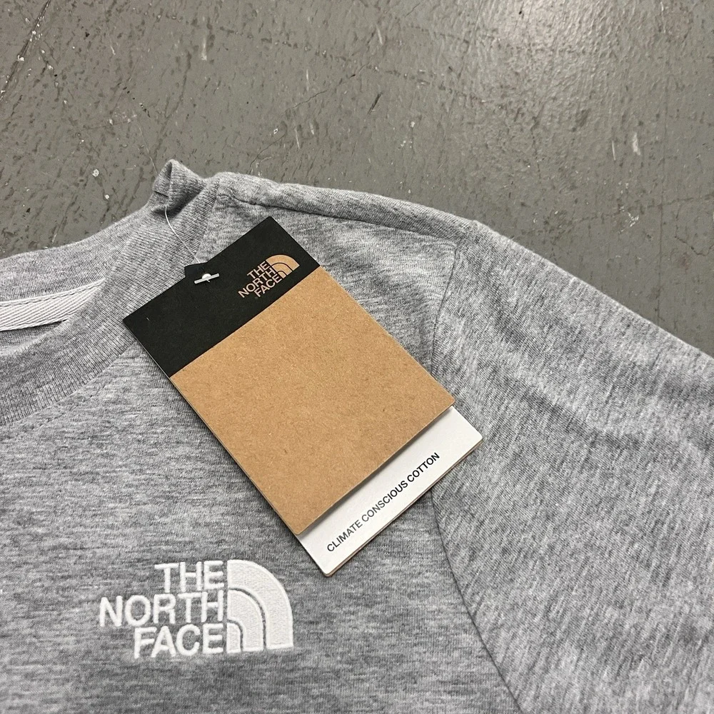 The North Face Women's Short Sleeve Logo T-Shirt Heather Gray Size Medium - Picture 2 of 5
